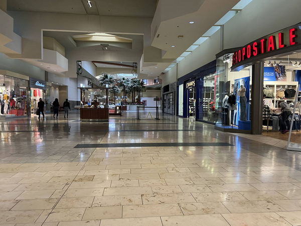 Lansing Mall - Aug 13 2022 (newer photo)